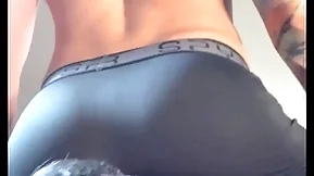 Facesitting/ exposure farting