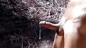 Top-drawer cumshot