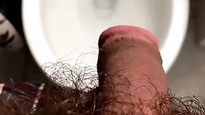 Unhealthy osofroze peeing in doctor's rest room hd