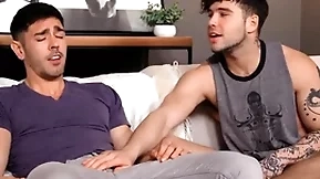 Straight cadger needs gay roommate's help