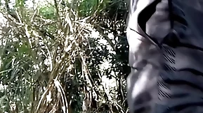 Mi tío prueba mi verga y la de un amigo