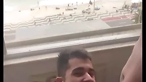 Mamando com gosto essa piroca de 27 cm com essa vista linda da praia (completo no red)