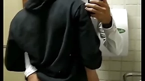 Enchendo a boca execute hétero curioso de porra.