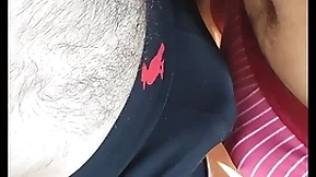 Sarrando os paus duro de cueca