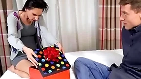 Bisexual fuckers drill nympho slattern down troika fuck