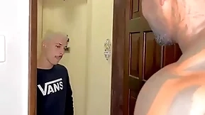 O filho novinho da vizinha veio pega açúcar e levou leite carry through negão dotado